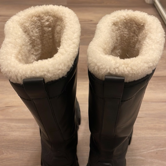 Prada shearling lined winter boot - Picture 6 of 11